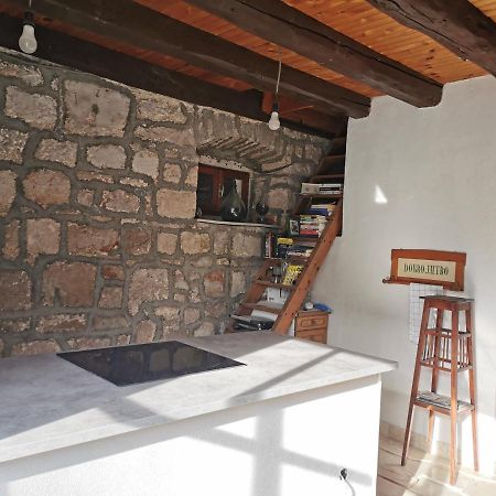 Vila D House Authentic Zlarin House, Relaxing Courtyard And Terrace Exteriér fotografie